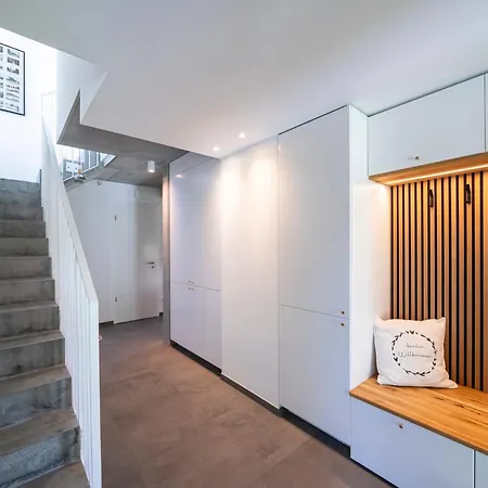 Gruengedacht * Цингст